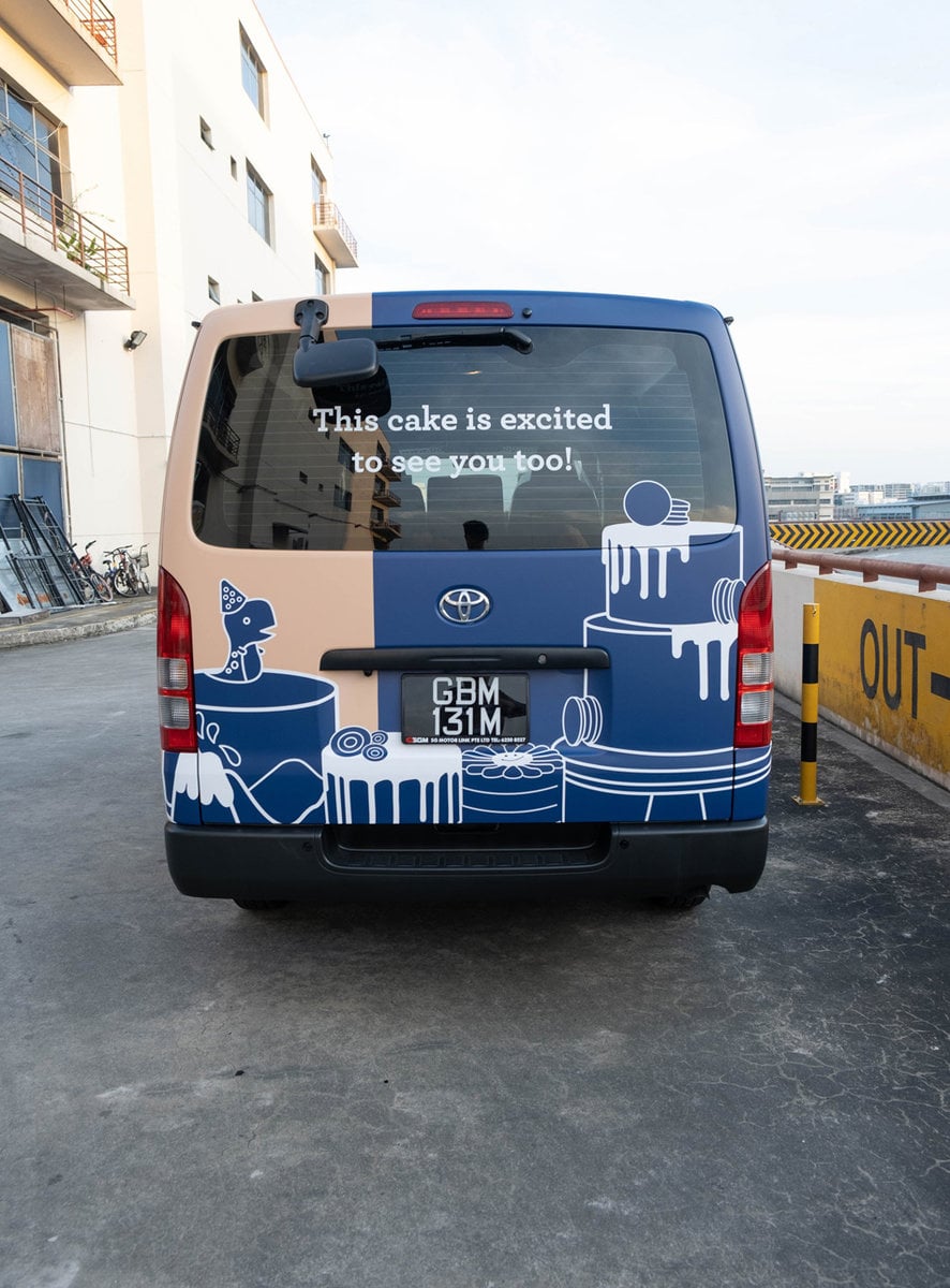 Van_Back